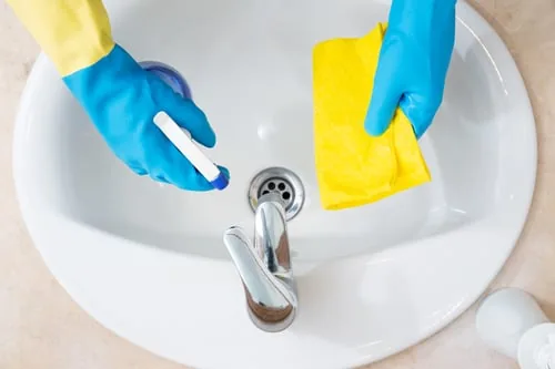 What Actually Belongs on a Deep Cleaning Checklist